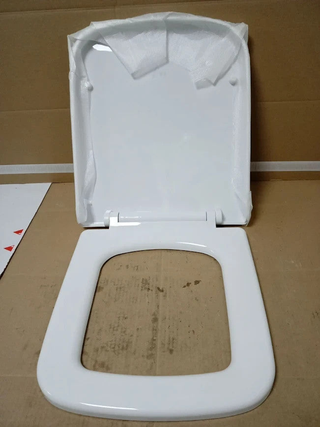 Rectangular Square Soft Close Toilet Seat Quick Release Loo Seat 42x36cm
