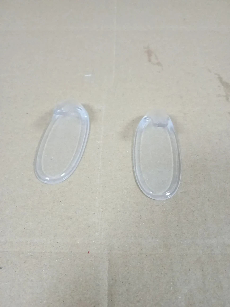 Command 17091CLR Medium Hook 2 Pieces Transparent Damage Free Hanging
