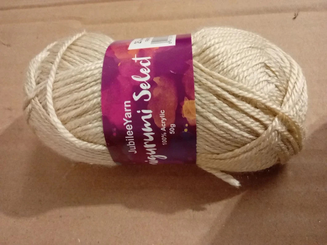 Amigurumi Select 100% Acrylic Craft Yarn Skeins Crochet Knitting 4 Pieces New