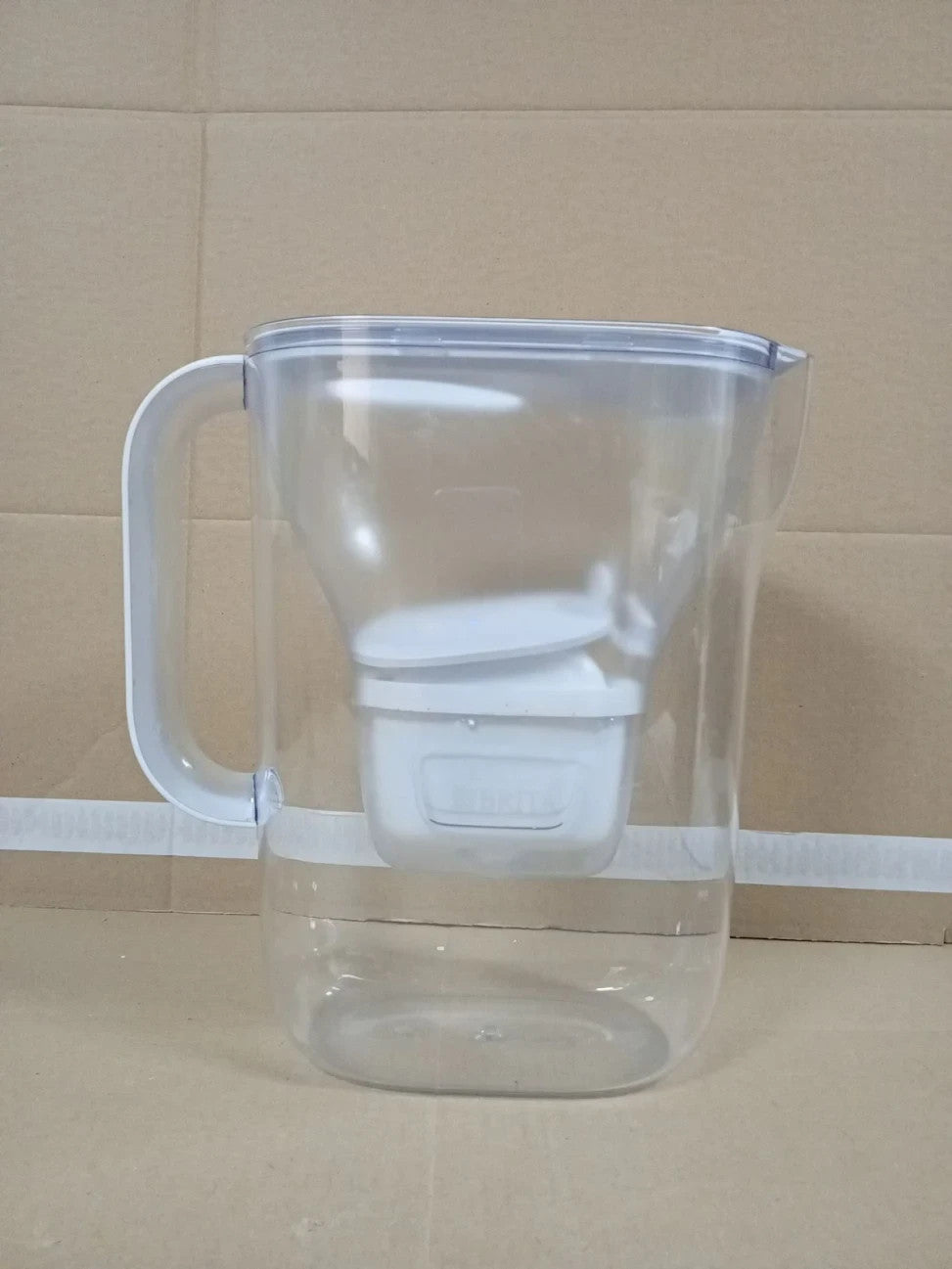 BRITA Water Filter Jug Style Essential White 2.4L MAXTRA PRO Pure Performance