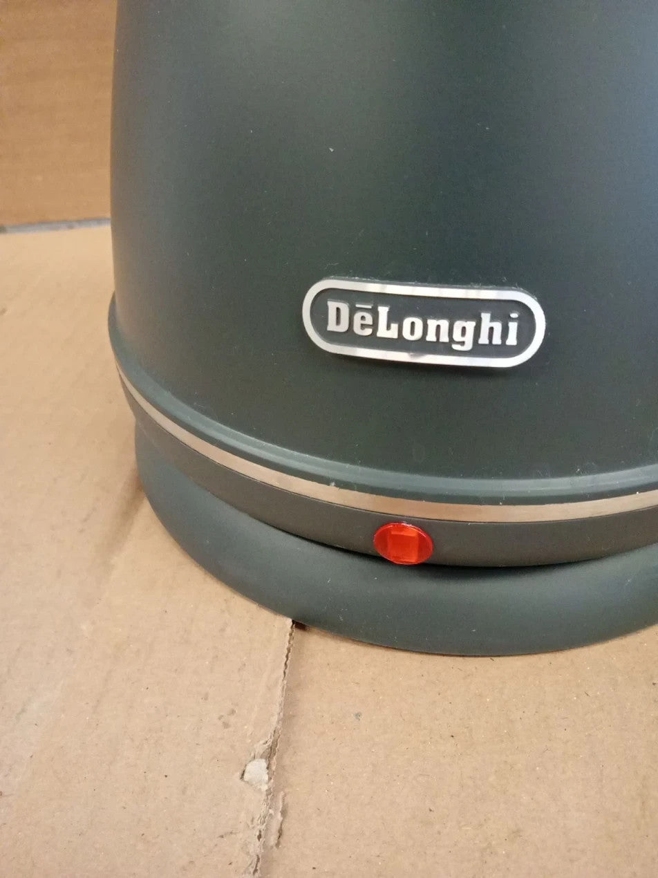 DeLonghi Argento Silva KBX3016.GY Kettle 1.7L Capacity 360 Swivel Base Grey