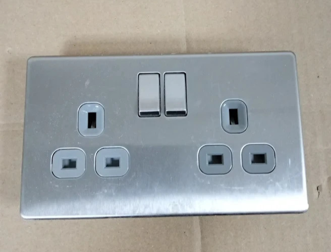 BG FBS22G Double Switched 13A Plug Socket Flatplate Screwless Brushed Steel