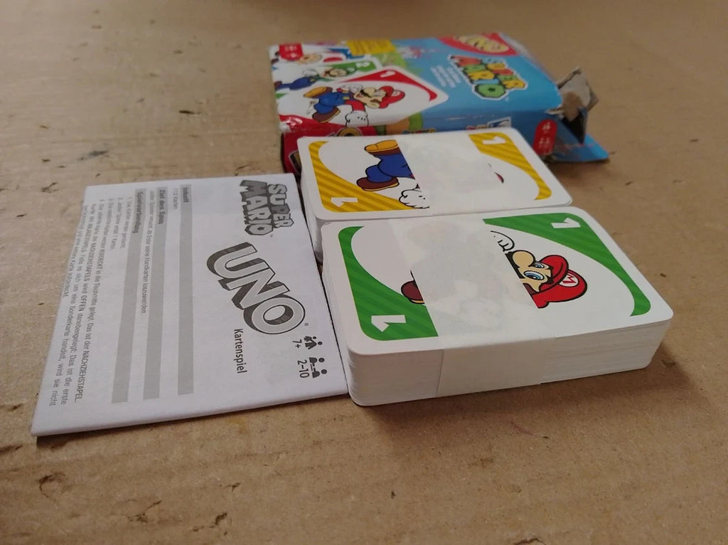 Mattel Games UNO Super Mario Card Animated Character Themed Collector 7+ New
