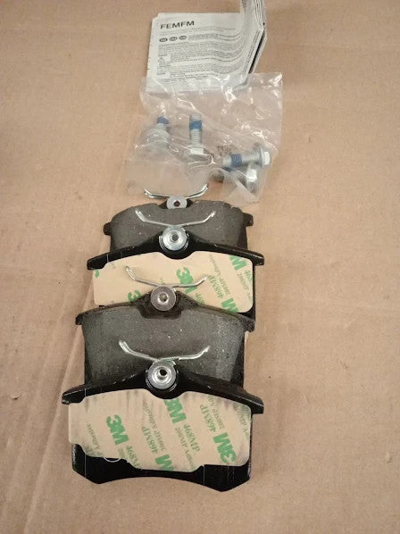 Bosch BP936 Quality Brake Pads Car Front Axle Copper Free 1 Set Of 4 Pads New