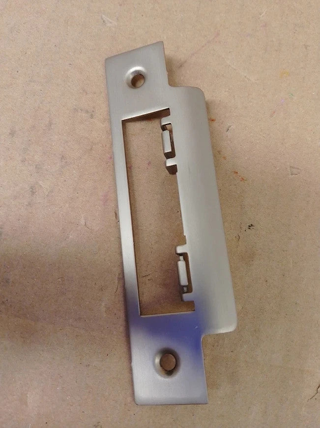 Carlisle Brass BAE5030SN Euro Spec Ease T 76mm Satin Nickel Bathroom Lock