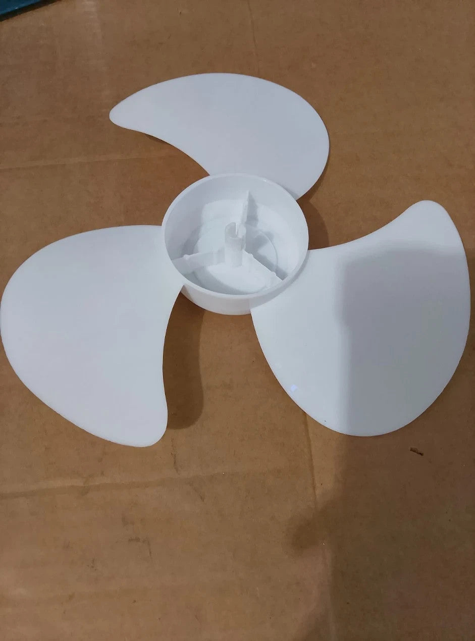 Status S9DESKFAN1PKB 9in Oscillating Desk Fan White 2 Speed Settings Adjustable
