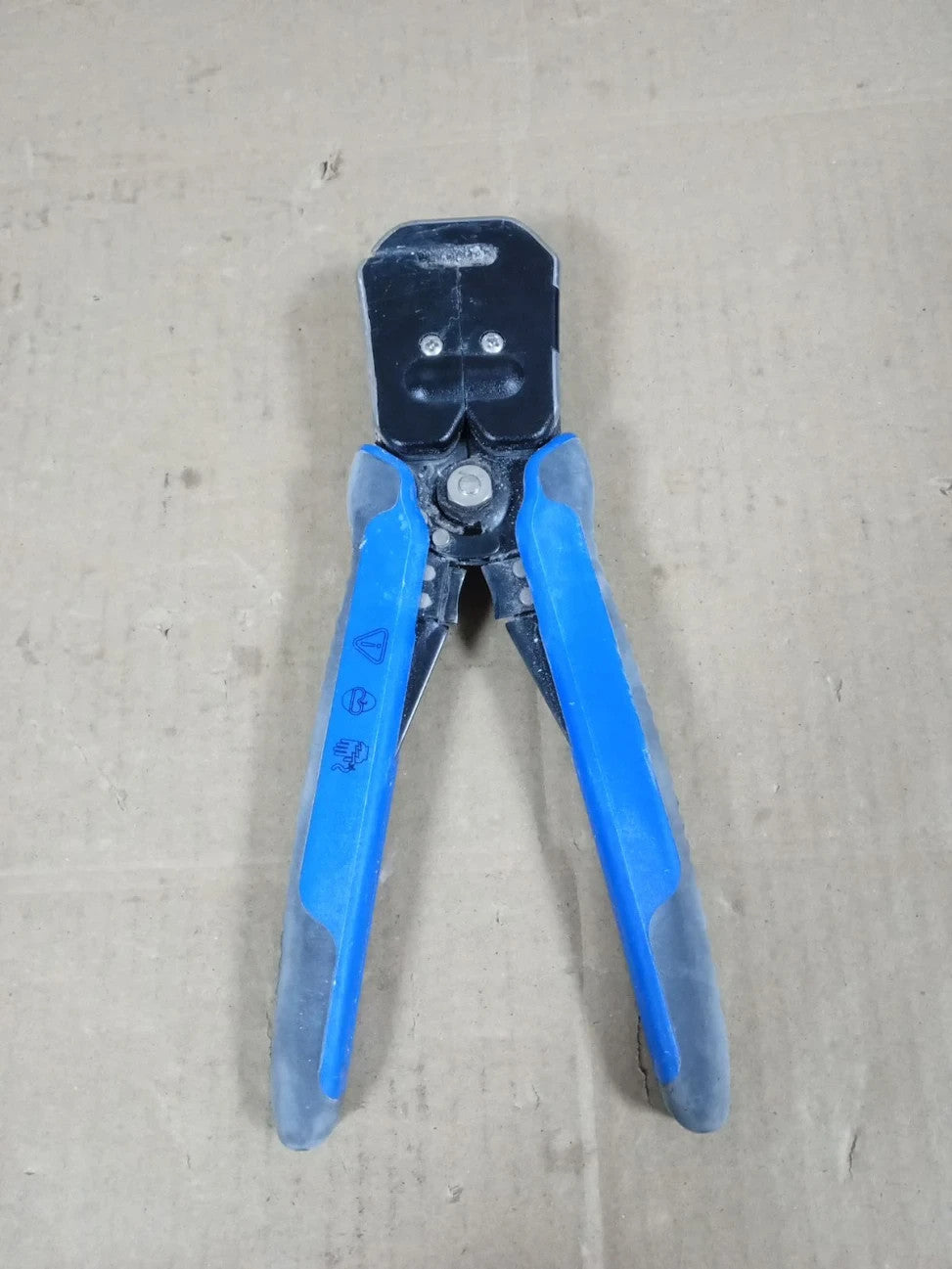 Klein 11061 Stripper Cutter Self Adjusting Wire Blue Alloy Steel 1 Piece