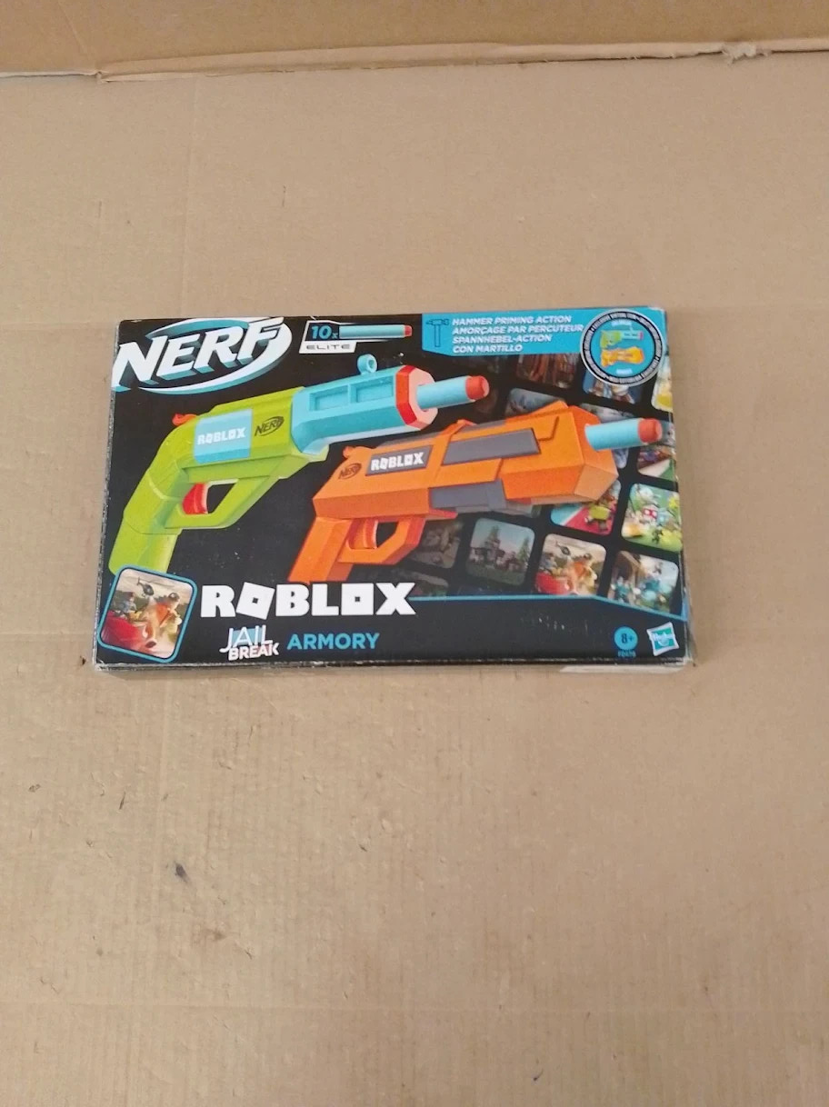 Nerf F2479EU4 Roblox Jailbreak Armoury Includes 2 Action Blasters Darts 8+ New