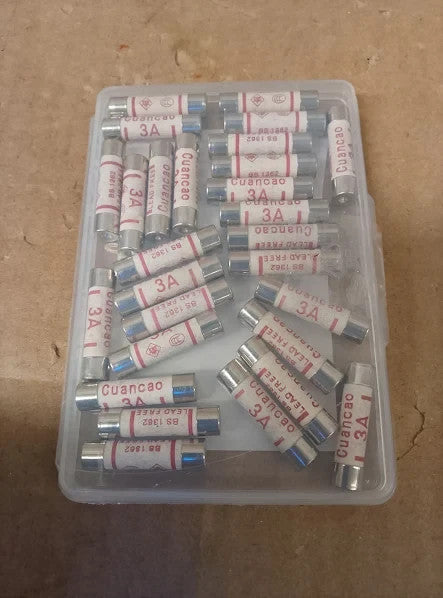 3amp BS1362 Electrical Ceramic Household Domestic Mains Plug Top Fuse New