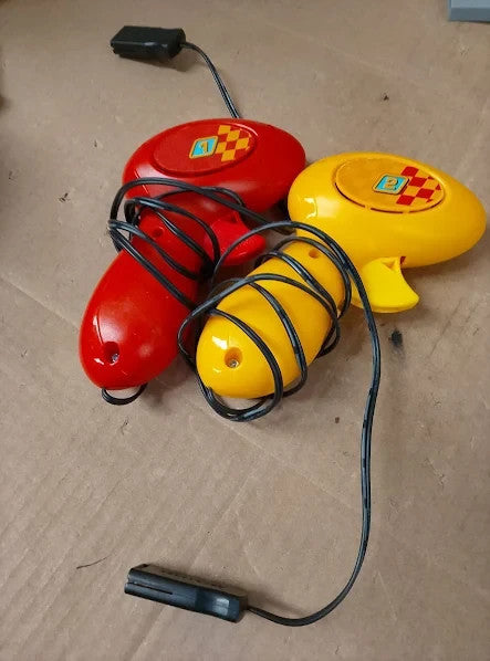 Scalextric Lets Play G1188M 2x Racing Cars & Controller Track Kids 1:64 Scale 3+
