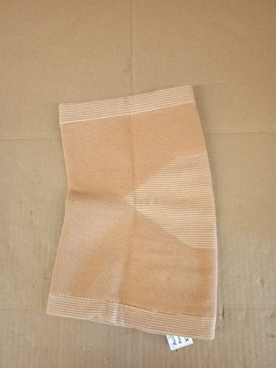 Actimove Arthritis Care Knee Support Light Compression Support XXL Beige New