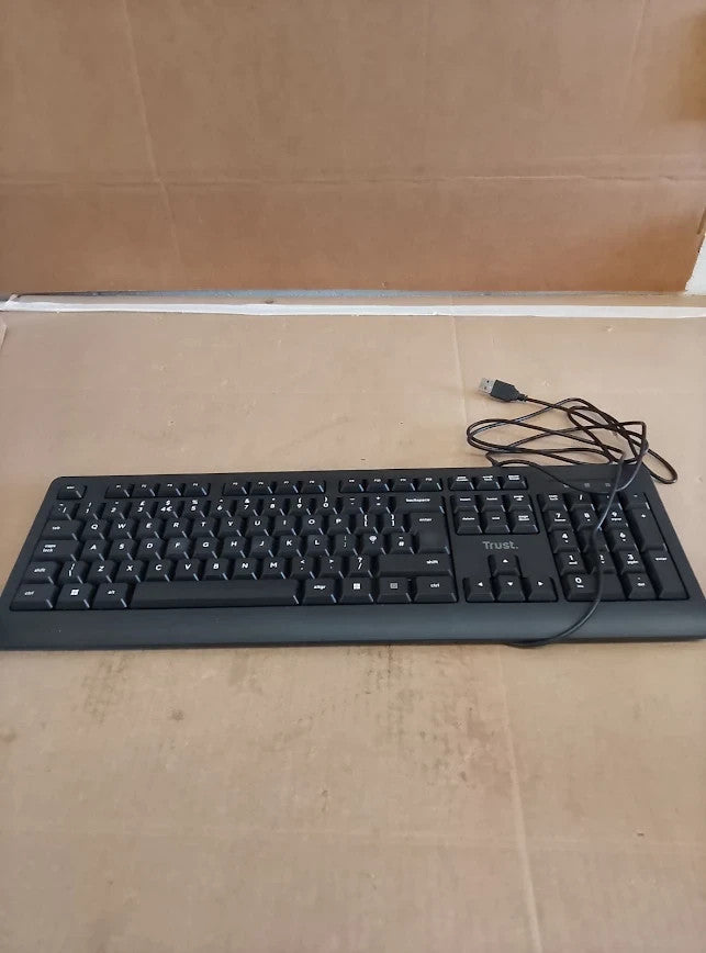Trust ClassicLine Wired USB Keyboard UK Full Size Numeric Keypad Black New