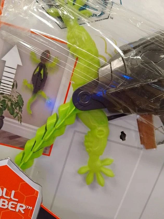 Hex Bots Gecko Remote Controlled Interactive To USB Rechargeable 4+ New