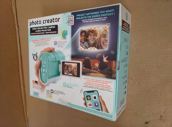 C Toys Video Creator 2.4in Screen Projector Up To 90in 4gb SD Card Stickers 8+