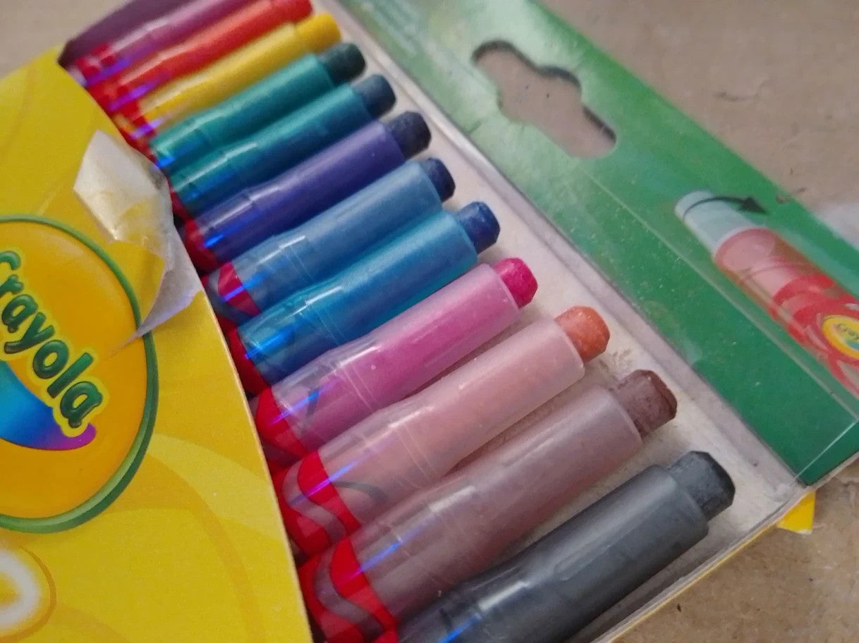 CRAYOLA Twistables Colouring Crayons Multicolor 12 Count Pack of 1 3+