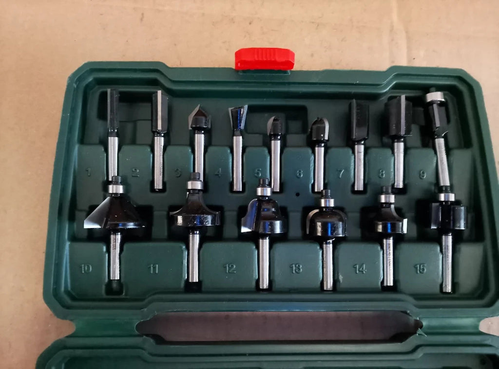 Bosch 2607019468 15 Piece Carbide Router Bit Set Wood 1/4in Shank Silver