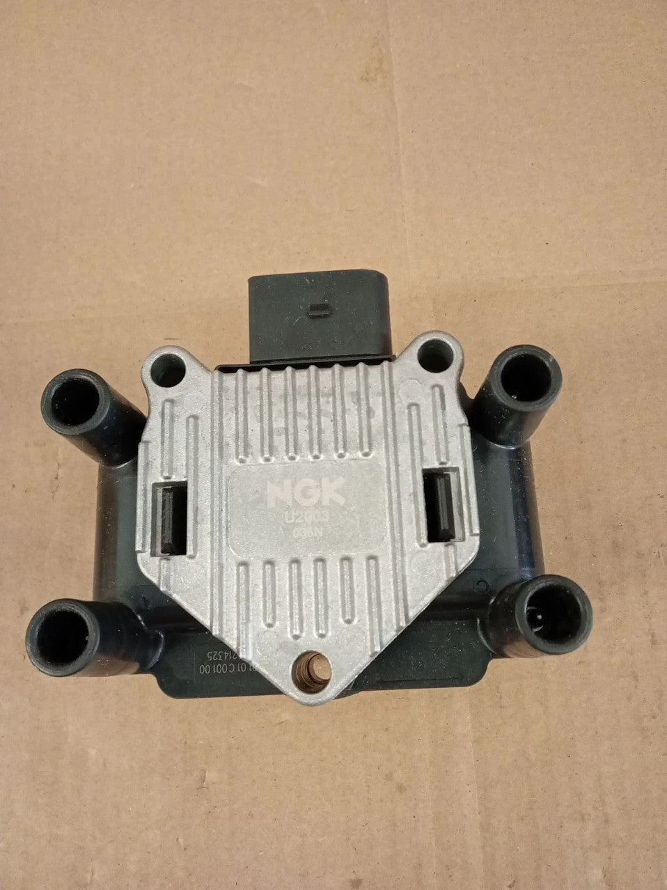 NGK Ignition Coil U2003 48010 A1 A2 A3 A4 Golf 5 T5 Lupo Passat 3B Caddy Polo