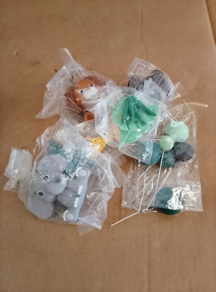 19pcs Safari Animal Jungle Wild Cake Toppers Leaves Balls 6.1x1.97in New