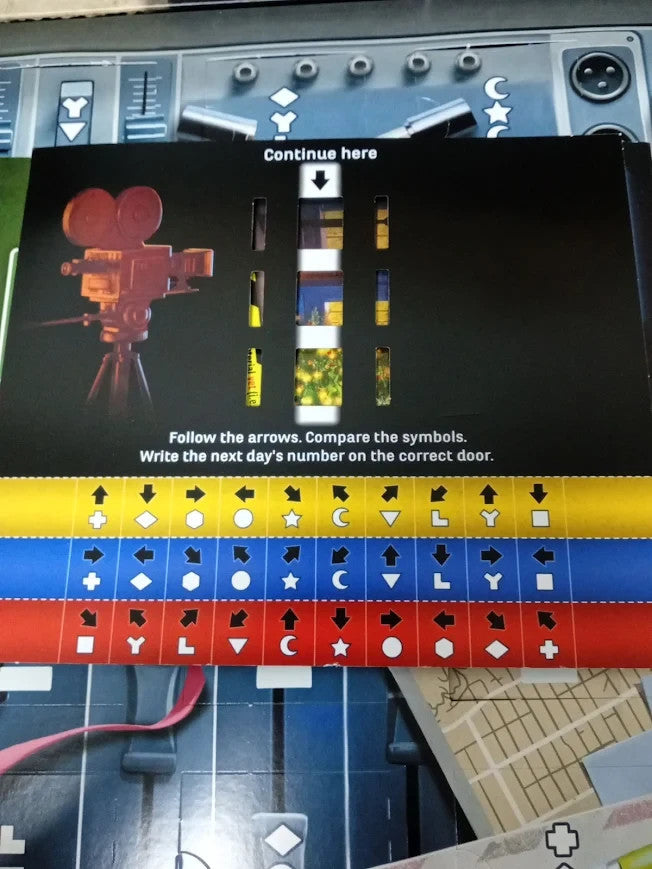 Thames & Kosmos EXIT Advent Calendar The Missing Hollywood Star Escape Room New