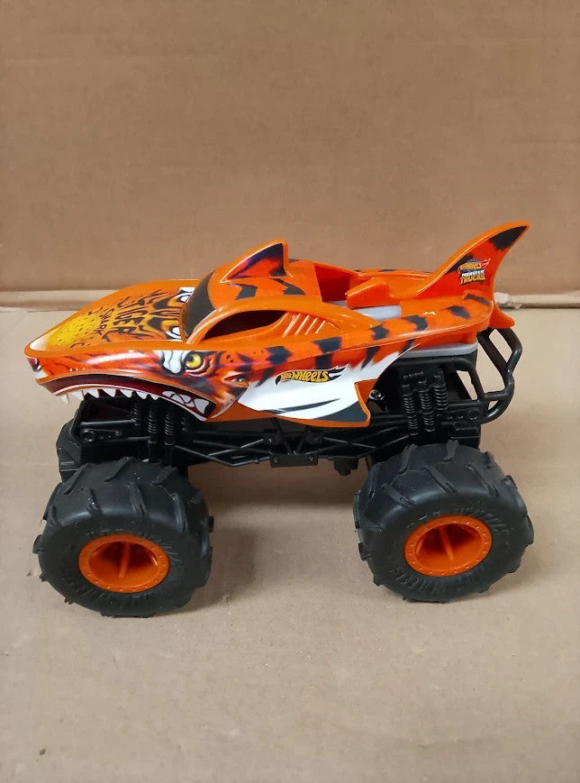 Hot Wheels Monster Trucks Remote Control Car HW Tiger Shark 1:24 Scale HNV03 4+