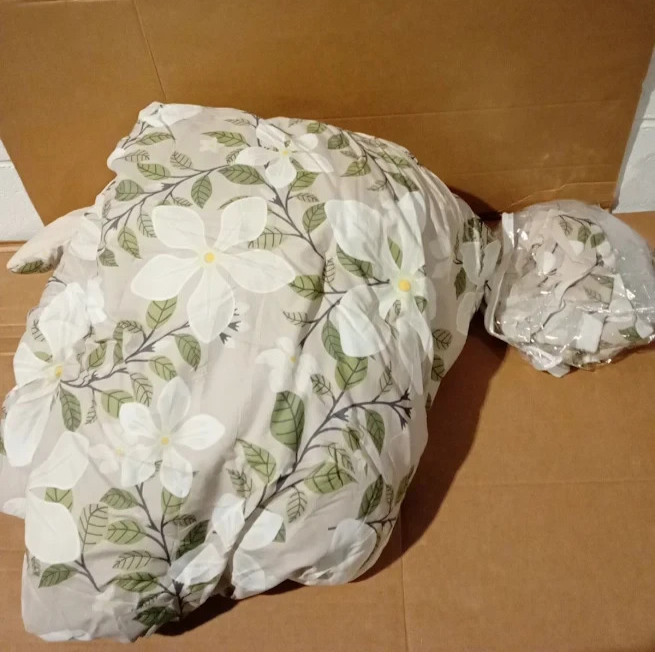 Whale Flotilla King Size Coverless Duvet 7.5 TOG Floral Quilt 220x230cm New
