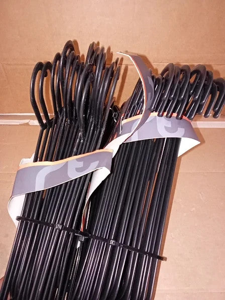 Roe Tenpo Coat Plastic Hangers Clothes 50 Pack Black Adult 37.5x20cm