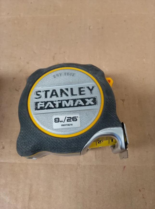 Stanley Fatmax Xtreme 8m 26Ft 32Mm Wide Tape Measure FMHT382185
