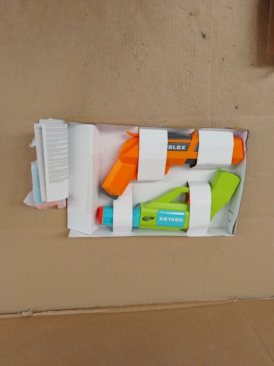 Nerf F2479EU4 Roblox Jailbreak Armoury Includes 2 Action Blasters Darts 8+ New