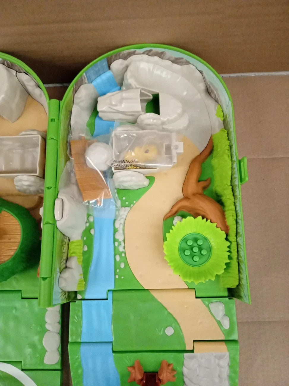 Pokemon CARRY CASE PLAYSET Gotta Catch Em All Bounding Boulder Trap