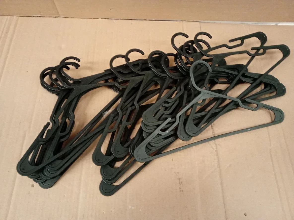 KEPLIN Plastic Clothes 25 Pack Slim Durable Coat Hangers 39cm Wide Black