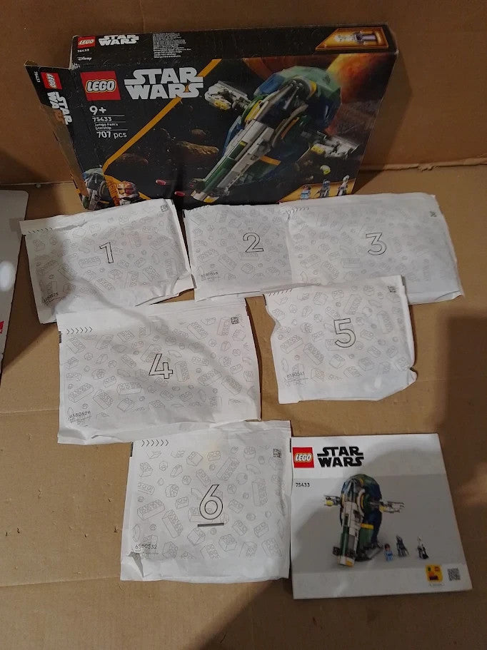 Lego Star Wars 75433 Jango Fetts Starship Play Display Toy Rotating Wings New