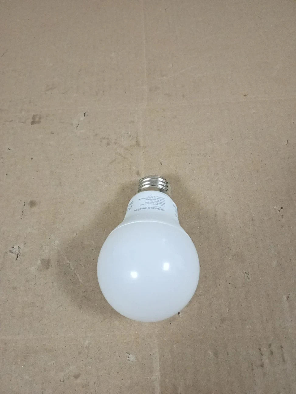Amazon Basics Smart Dimmable LED Light Bulb E27 Base Soft White 60W Alexa New