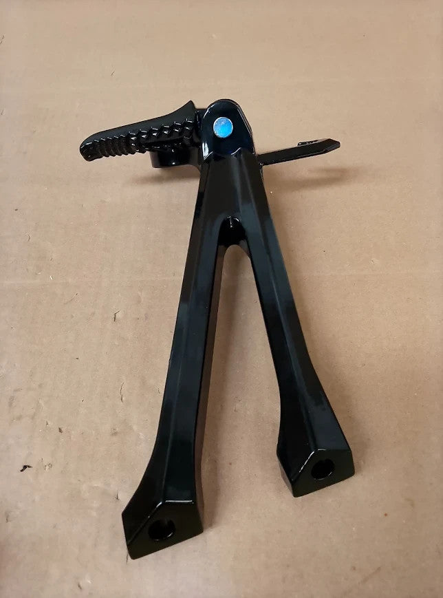 Motorcycles Rear Passenger Foot Pegs Footrest Bracket Fit Suzuki