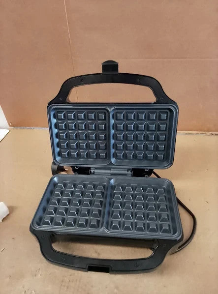 Salter Double Waffle Maker Non Stick Iron Plates Deep Fill 900W 29.3x15.1x29cm