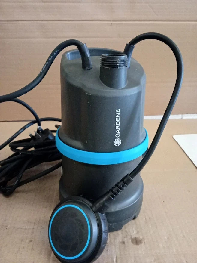 Gardena Rain Barrel Pump 4000 1 Submersible 4000L H Integrated Filter UK Plug