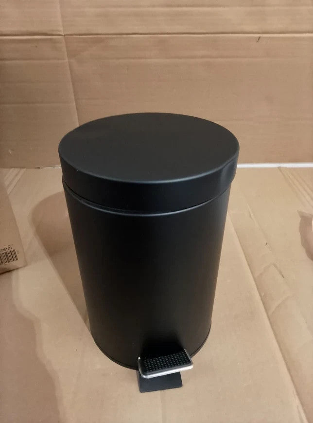 Argos Home 3 Litre Capacity Bathroom Pedal Bin Black 25.1x22x17cm