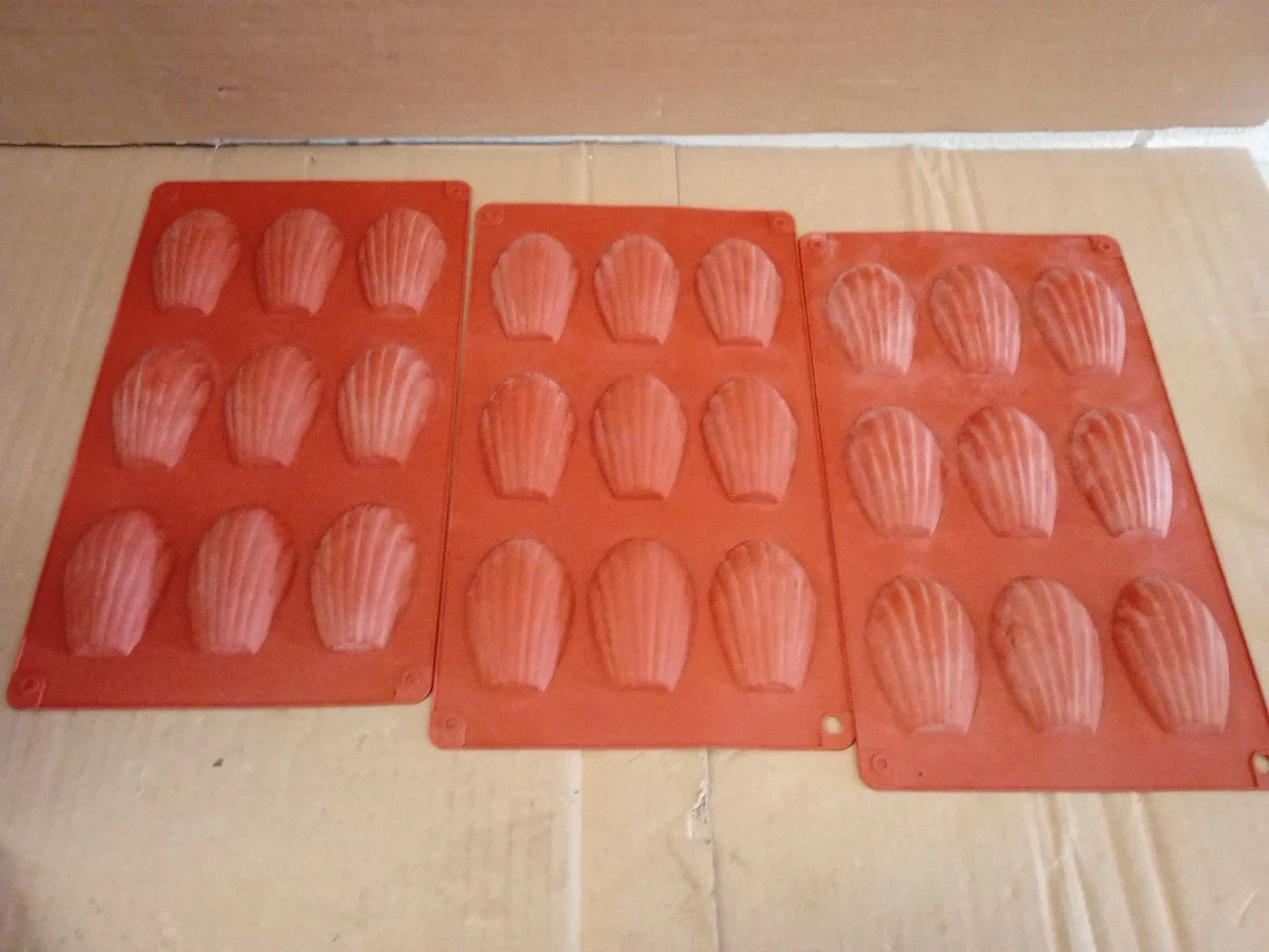 3pcs Madeleines Baking Tray Silicone Moulds Tins For Baking 29x17x2cm Brown