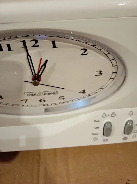 Swan STM201N Vintage Teasmade Traditional Dial Clock Rapid Boil Alarm 31x20cm