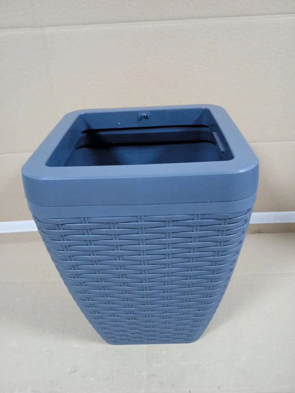 Addis Faux Rattan Square Bathroom Set Includes Swing Bin & Toilet Set Brush