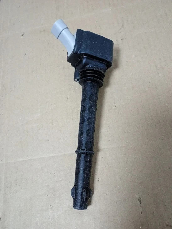 Bosch 0221504036 Ignition Coil 10x8x23cm Reliable Highly Efficient