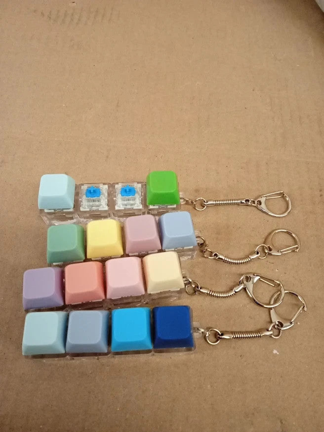 4 Pieces Keyboard Fidget Toys Keyring Clicker Stress Relief Portable Multicolor