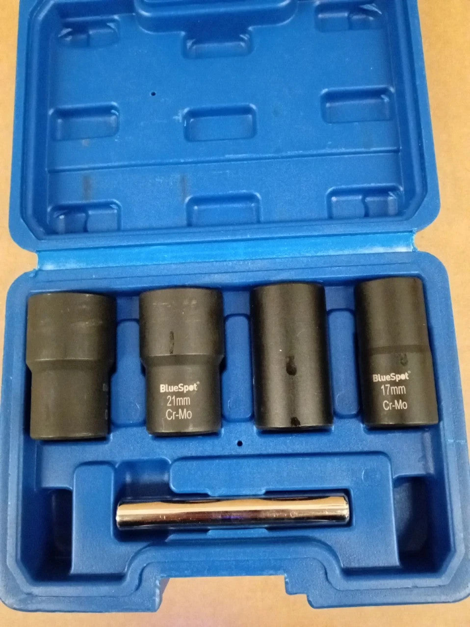 Blue Spot Tools 01533 5 Pieces Locking Wheel Nut Remover Set Chrome Steel