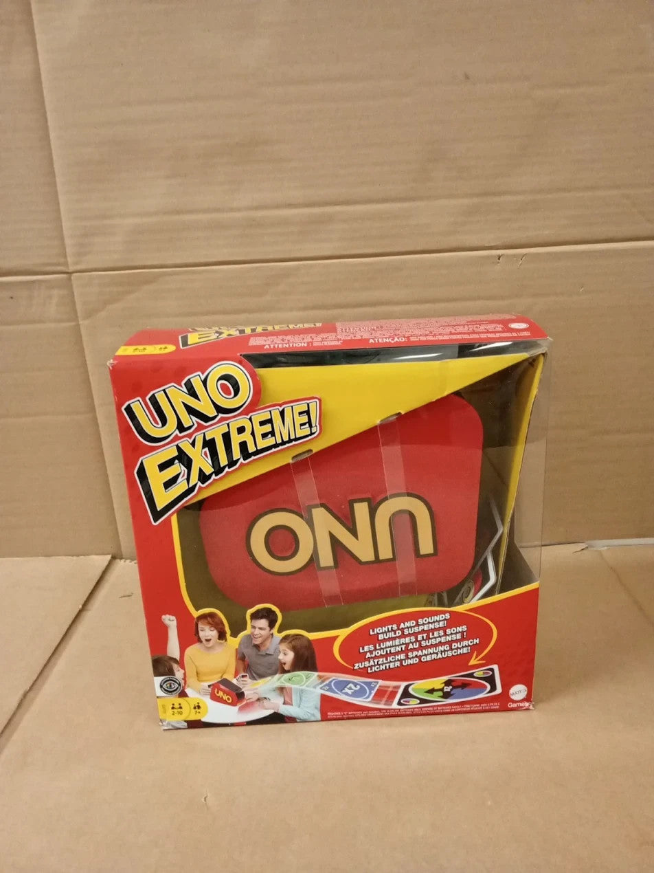 Mattel Games UNO Extreme Card Game Launcher Ages 7 2-10 Players GXY75