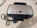 Tower Deep Fill Sandwich Maker Extra Deep Non Stick Plate 900W 24.5x29x10.2cm