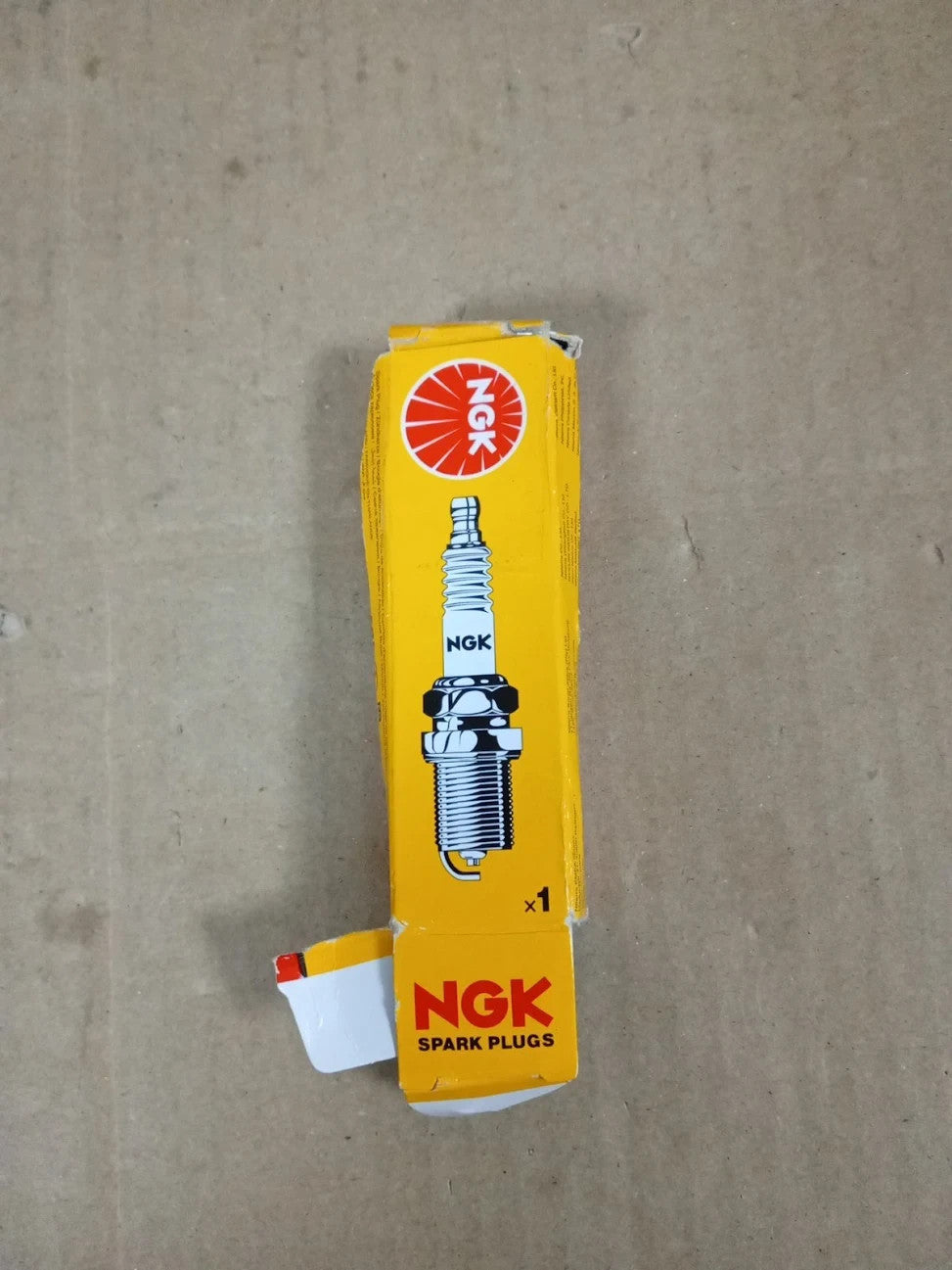 NGK Spark Plug BR8ES YBX 5422 NIckel 1 Piece Copper New