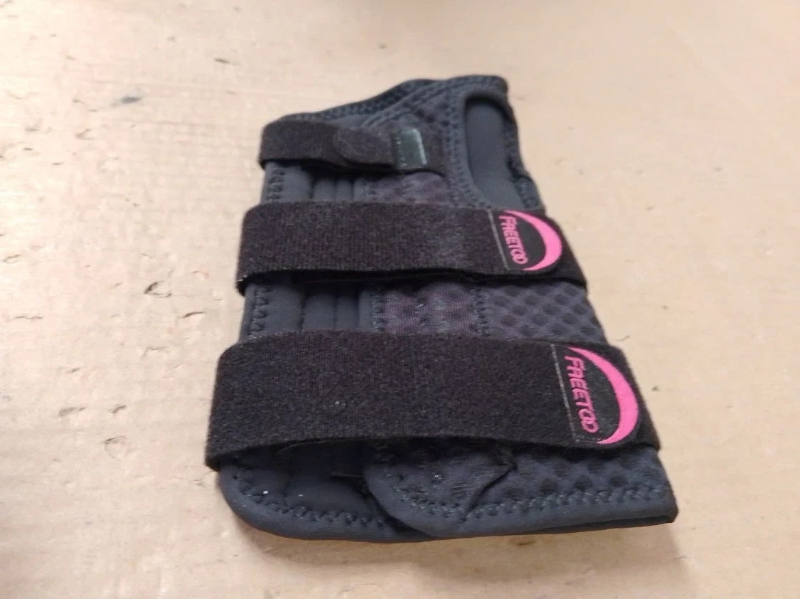 Freetoo Lightweight Carpal Tunnel Wrist Supports Right Left Hand Medium New