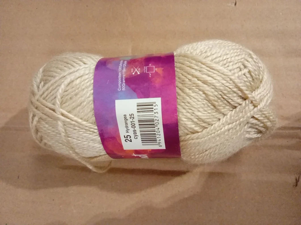 Amigurumi Select 100% Acrylic Craft Yarn Skeins Crochet Knitting 4 Pieces New