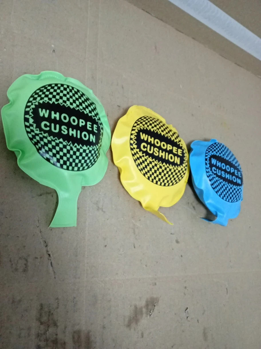Henyall 3Pcs Whoopee Cushion Colour Sent Random Fart Makes Noise Trick Joke Toys