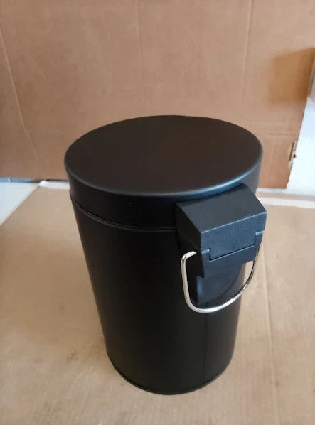 Argos Home 3L Bathroom Pedal Waste Bin With Lid Black 25.1x22x17cm