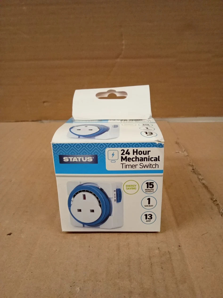 Status S24HRSQT4 Timer Switch Square 24 Hour Segment Light White UK Plug